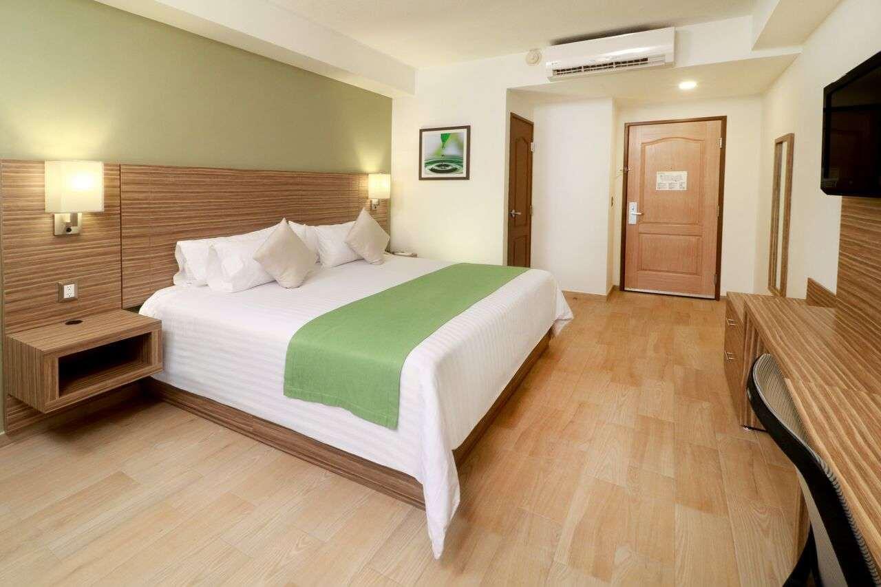 Wyndham Garden Monterrey Valle Real Ngoại thất bức ảnh