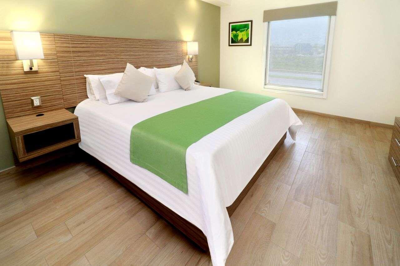 Wyndham Garden Monterrey Valle Real Ngoại thất bức ảnh
