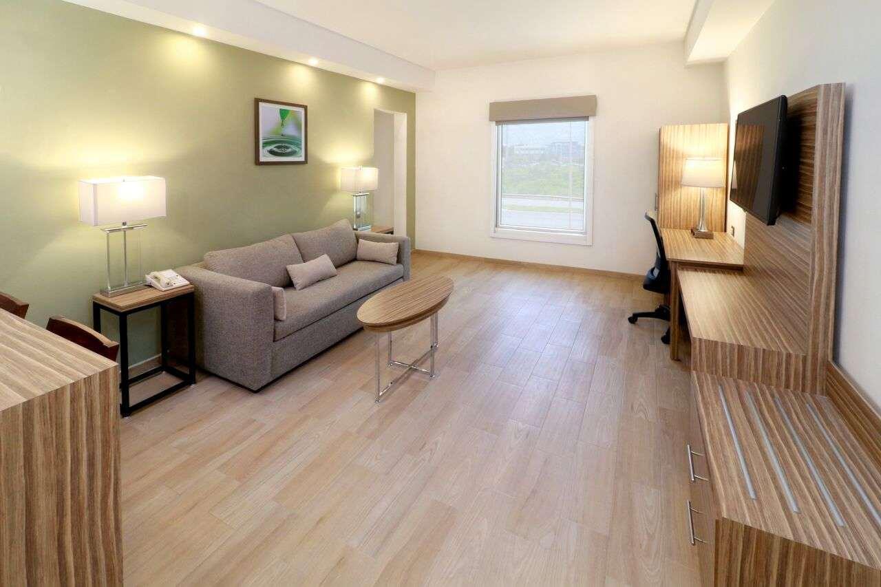 Wyndham Garden Monterrey Valle Real Ngoại thất bức ảnh