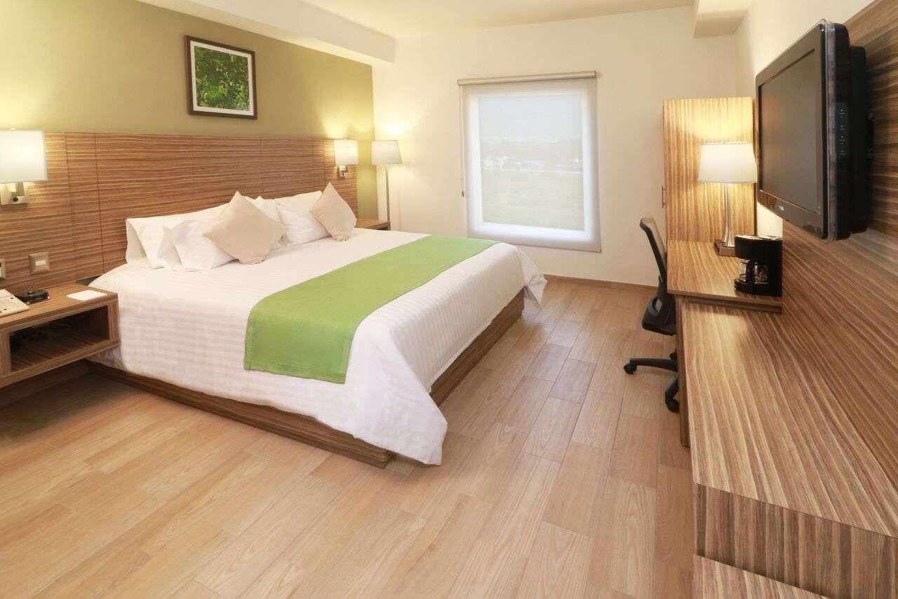 Wyndham Garden Monterrey Valle Real Ngoại thất bức ảnh
