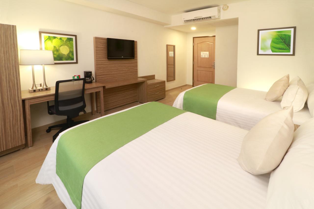 Wyndham Garden Monterrey Valle Real Ngoại thất bức ảnh